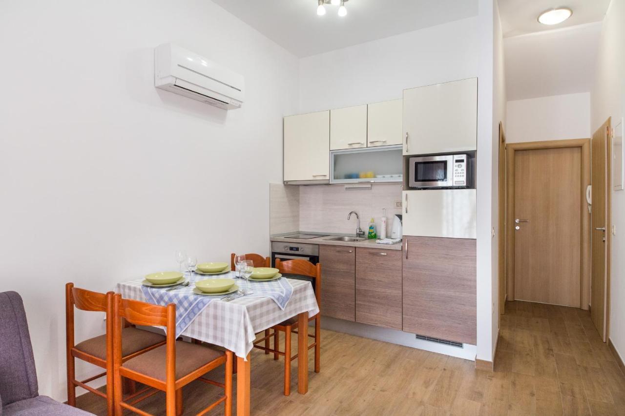 Apartments Sunrise Brist Esterno foto