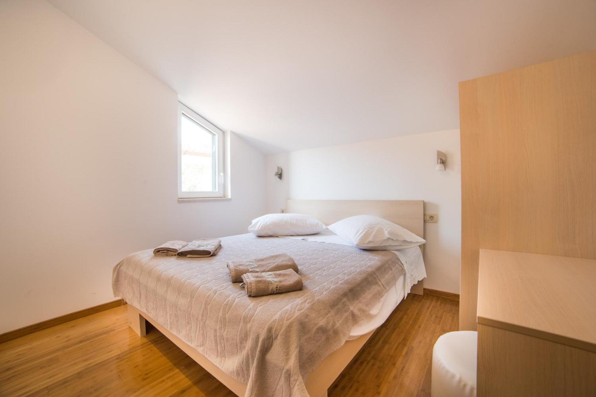 Apartments Sunrise Brist Camera foto