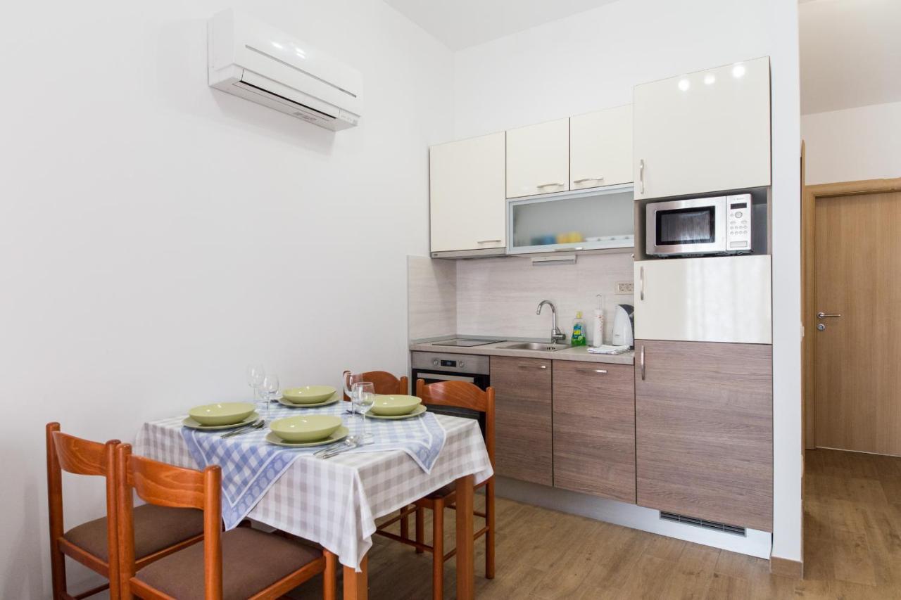 Apartments Sunrise Brist Esterno foto