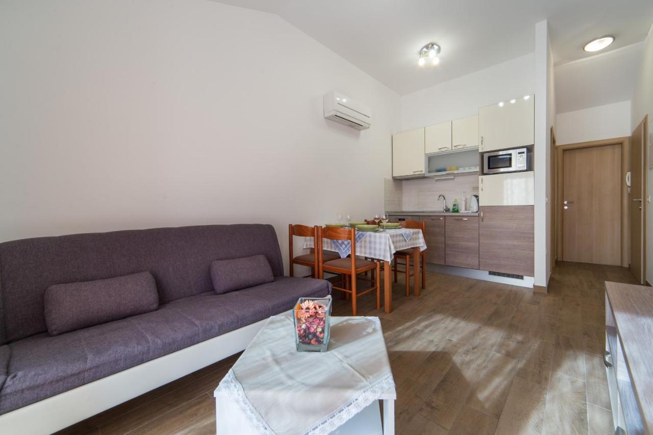 Apartments Sunrise Brist Esterno foto